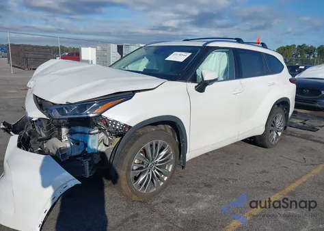 2022 Toyota Highlander Platinum z USA, uszkodzony, nr VIN 5TDFZRBH5NS182063